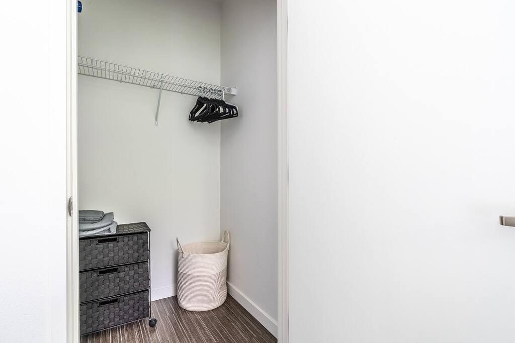 סיאטל One Bedroom Luxury Apartment מראה חיצוני תמונה